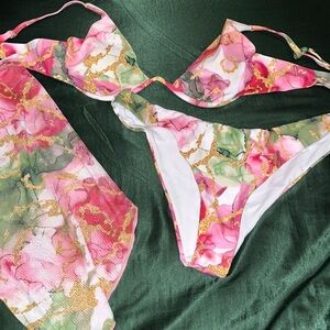 Women’s 3 piece bathing suit